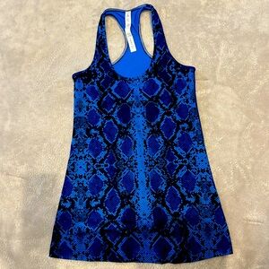 Lululemon Tank Top Size 6 (Like new!)